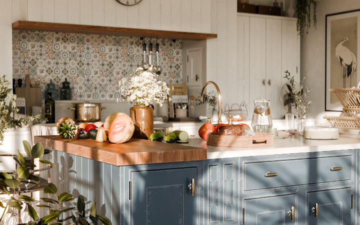 ORGANIZERS AND HOME DECOR